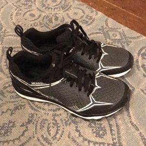 MERRELL TRAIL SNEAKERS